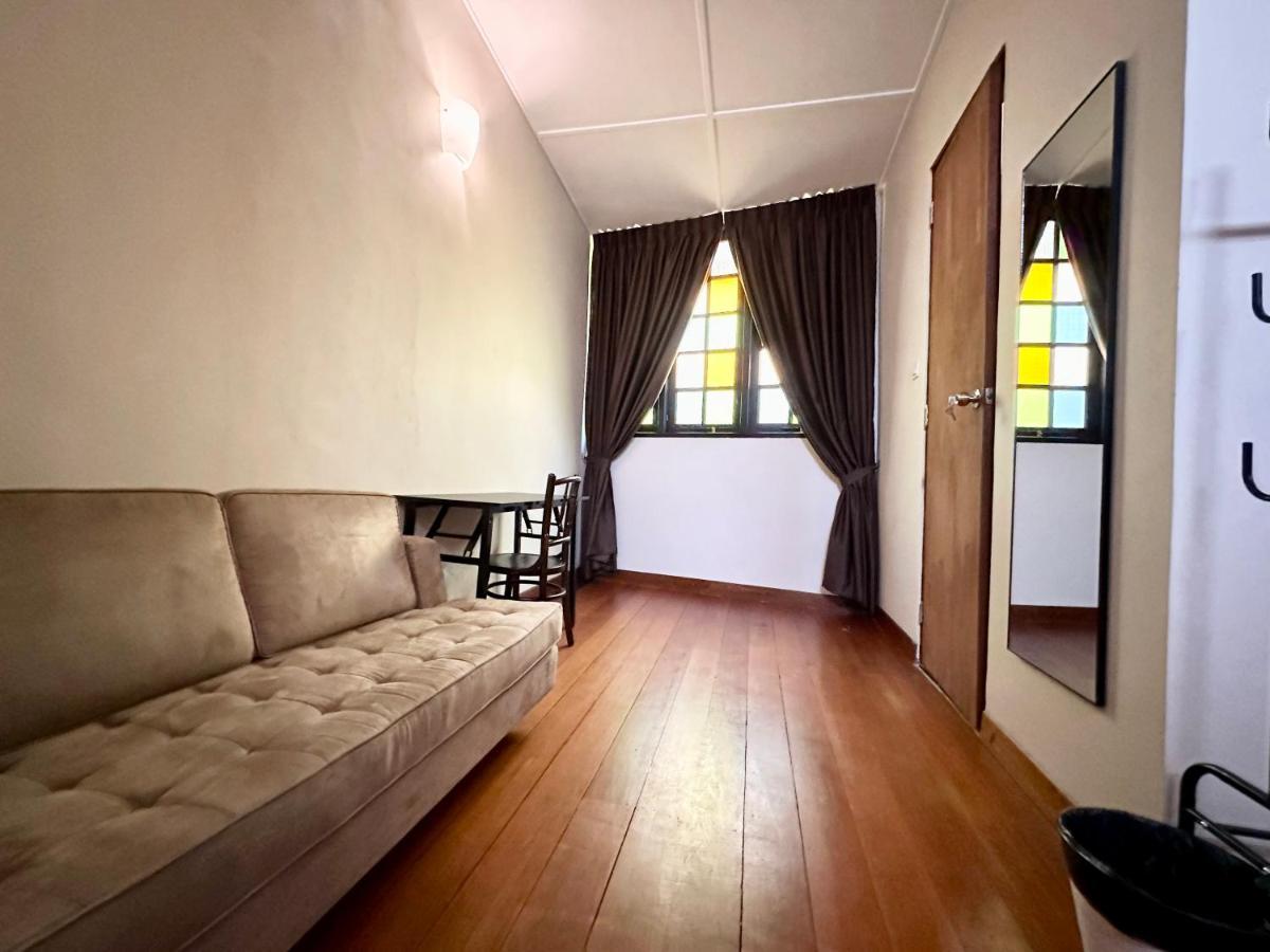 Madras Inn 58-1 Private Bathroom George Town  Kültér fotó
