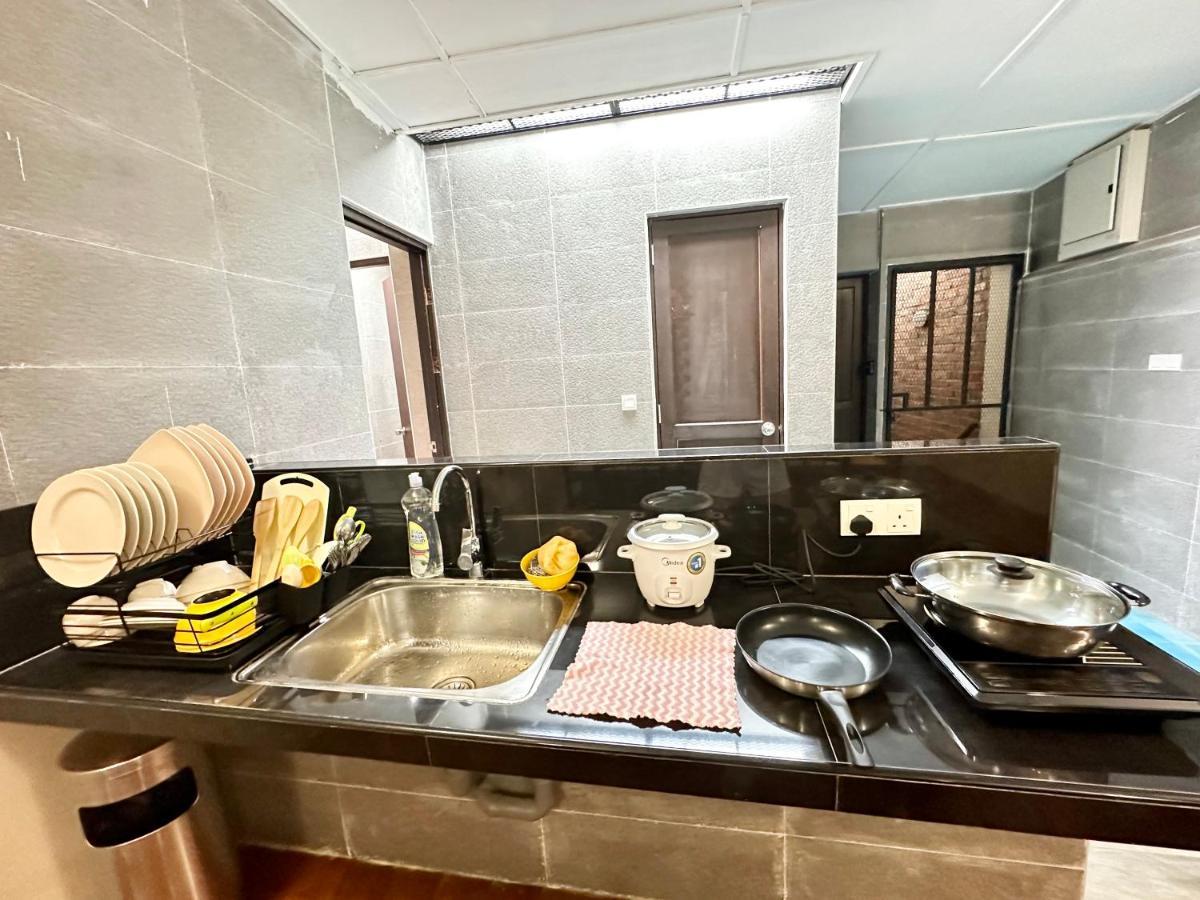Madras Inn 58-1 Private Bathroom George Town  Kültér fotó